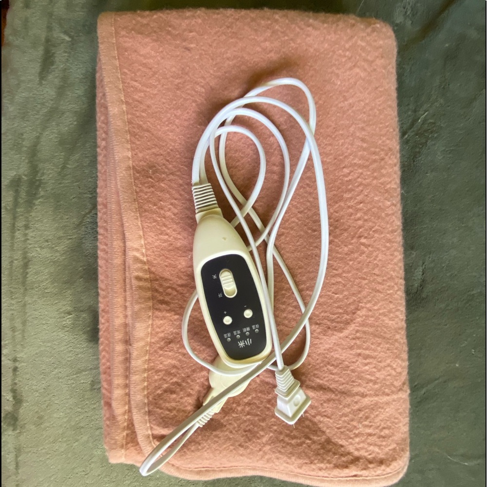 Single Size Heating Blanket-Keeps at LowTemp